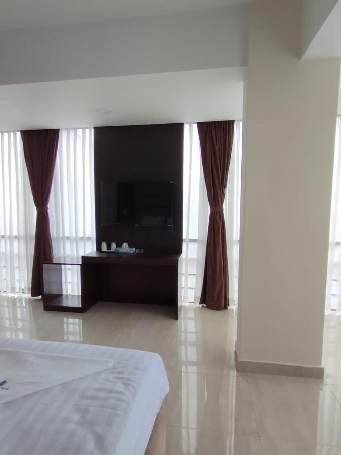 White Park Hotel & Suites Csittagong Kültér fotó