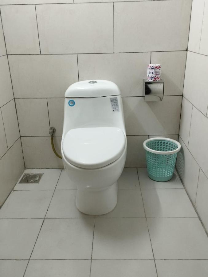 White Park Hotel & Suites Csittagong Kültér fotó