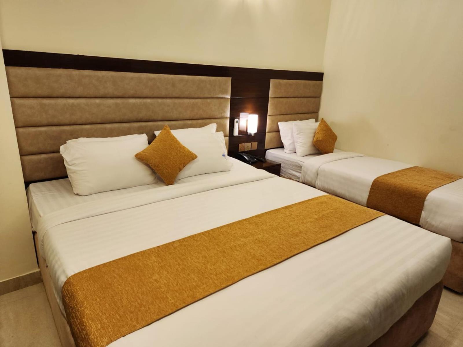 White Park Hotel & Suites Csittagong Kültér fotó